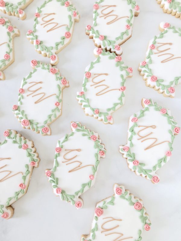 floral monogram cookie