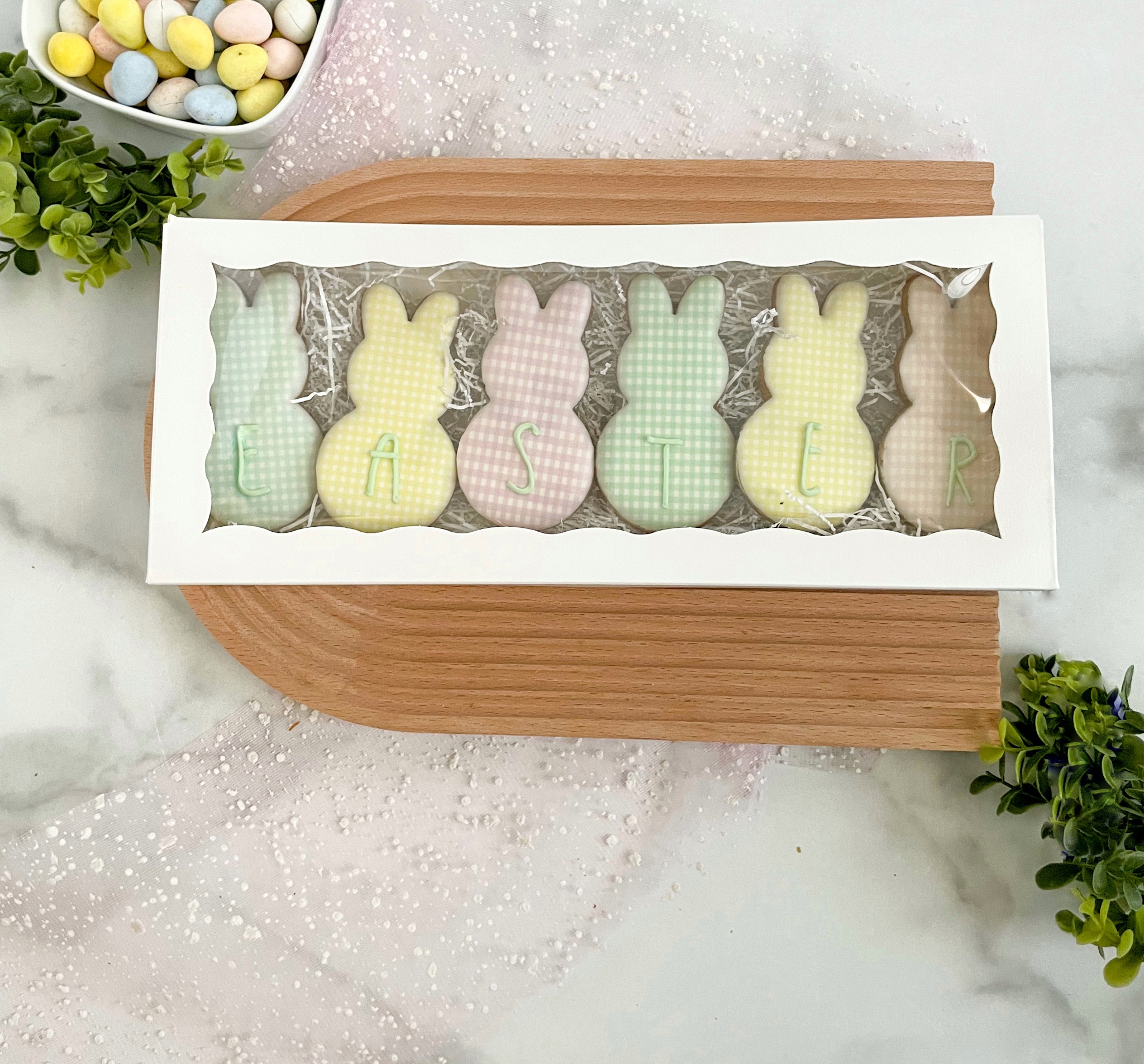 Boxed Gingham Easter Bunnies