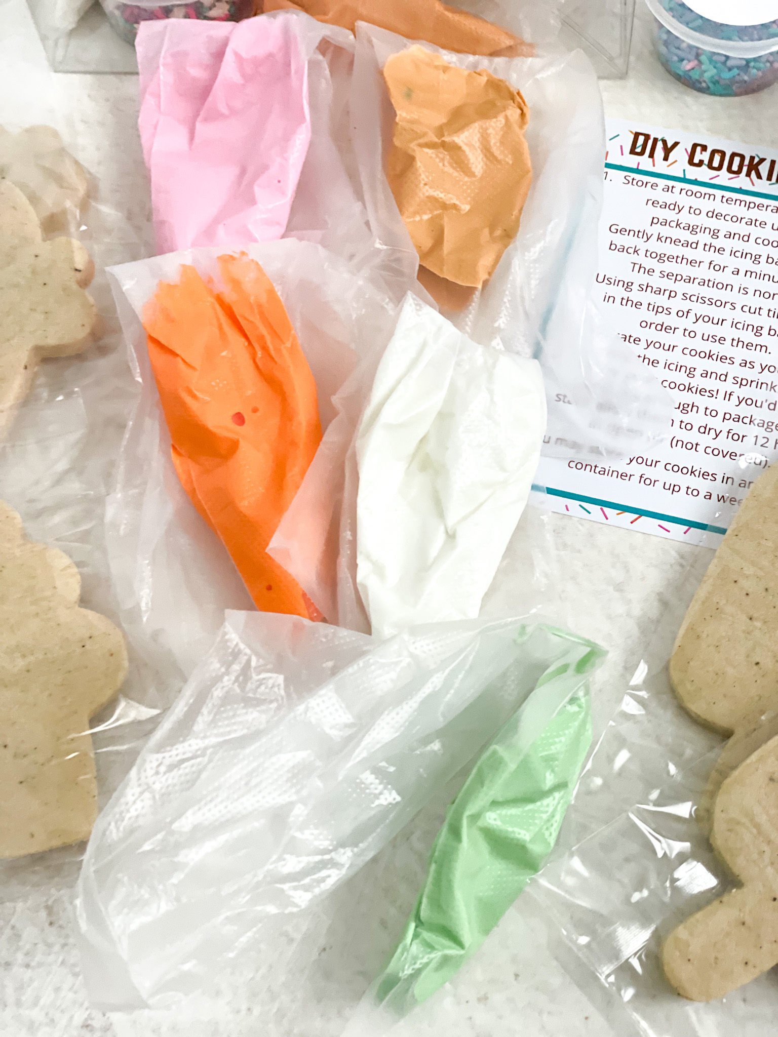 Icing colors