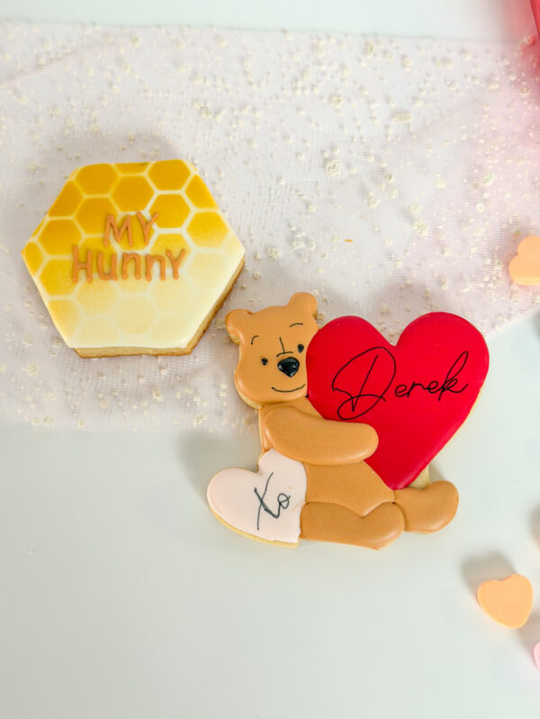 Pooh bear with heart