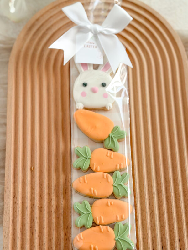 Mini Bunny and Carrots Mini Bunny and Carrots