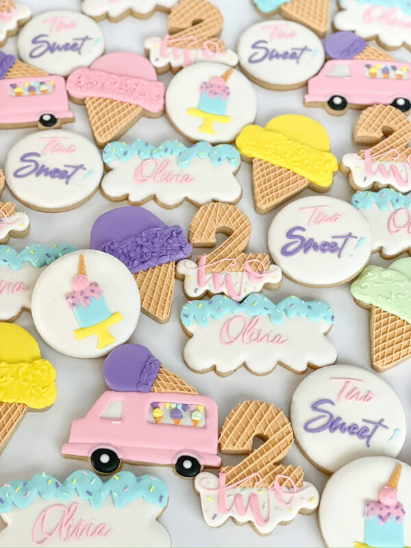 Two sweet ice cream birthday party cookies Two sweet ice cream birthday party cookies