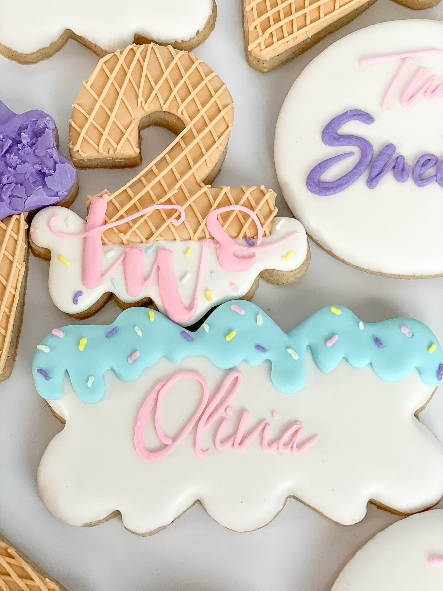 ice cream drip personalized cookie